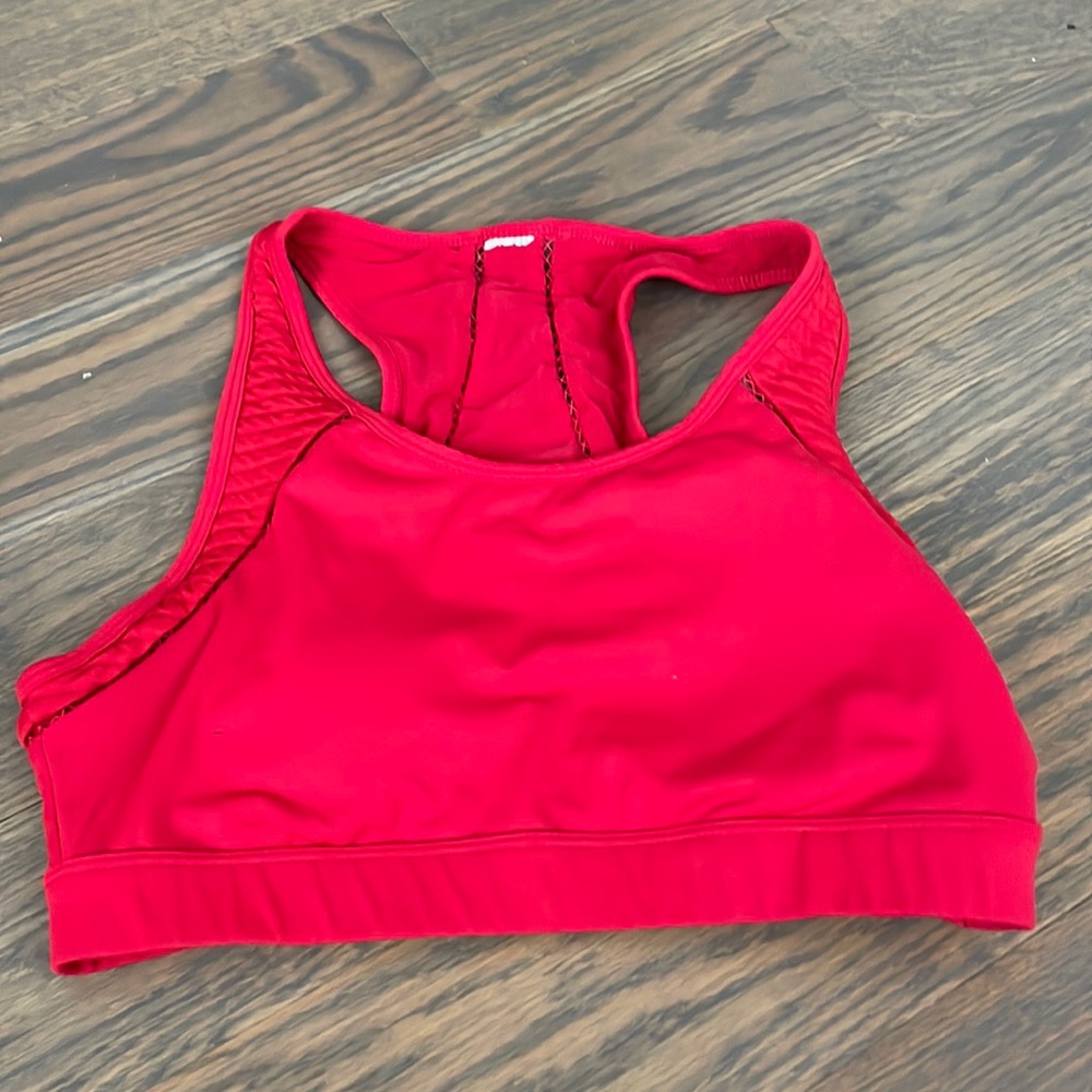 Sports bra